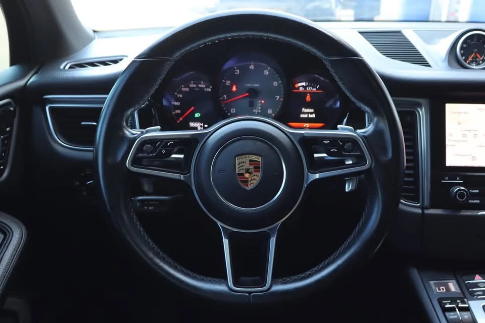 2018 Porsche Macan S - Image 15 of 20