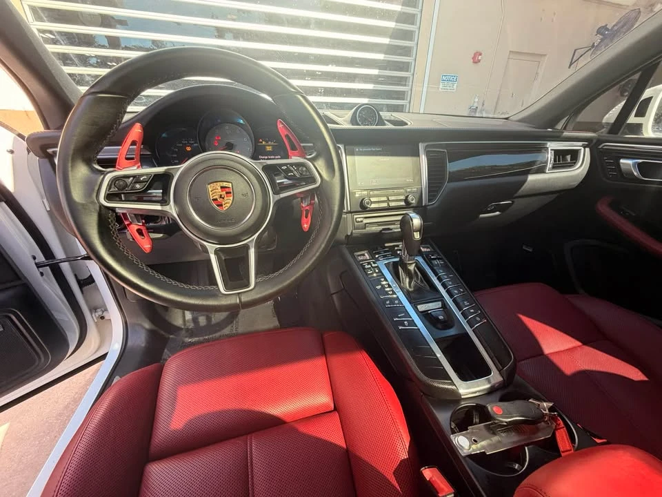2018 Porsche Macan S - Image 8 of 14