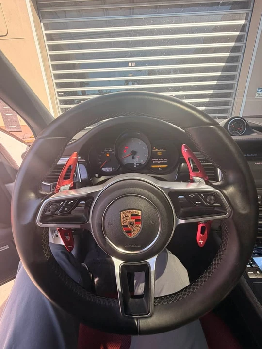 2018 Porsche Macan S - Image 11 of 14