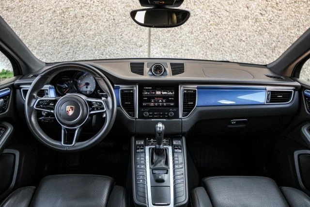2018 Porsche Macan S - Image 19 of 21