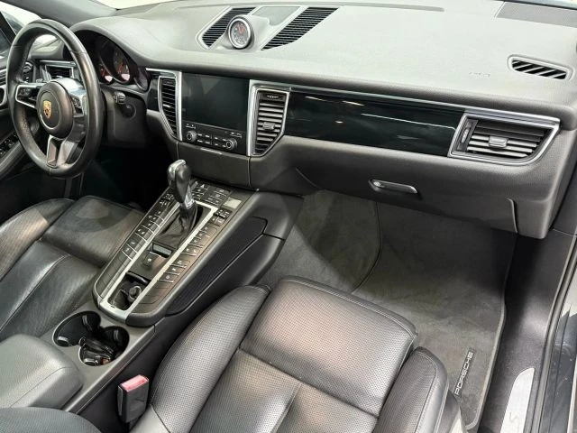 2018 Porsche Macan S - Image 19 of 21