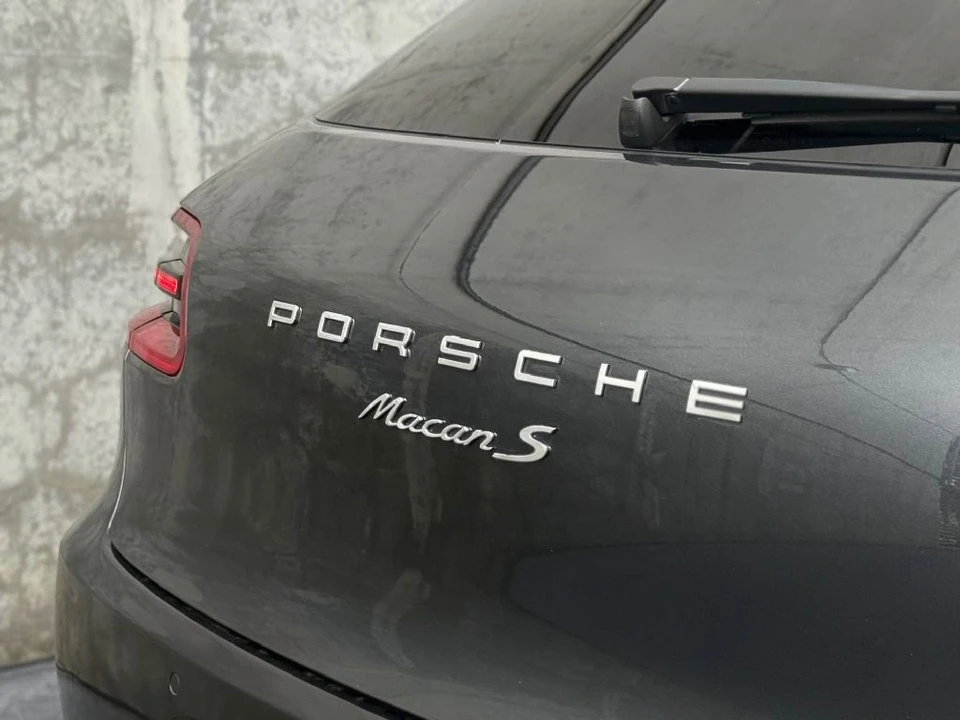 2018 Porsche Macan S - Image 17 of 21
