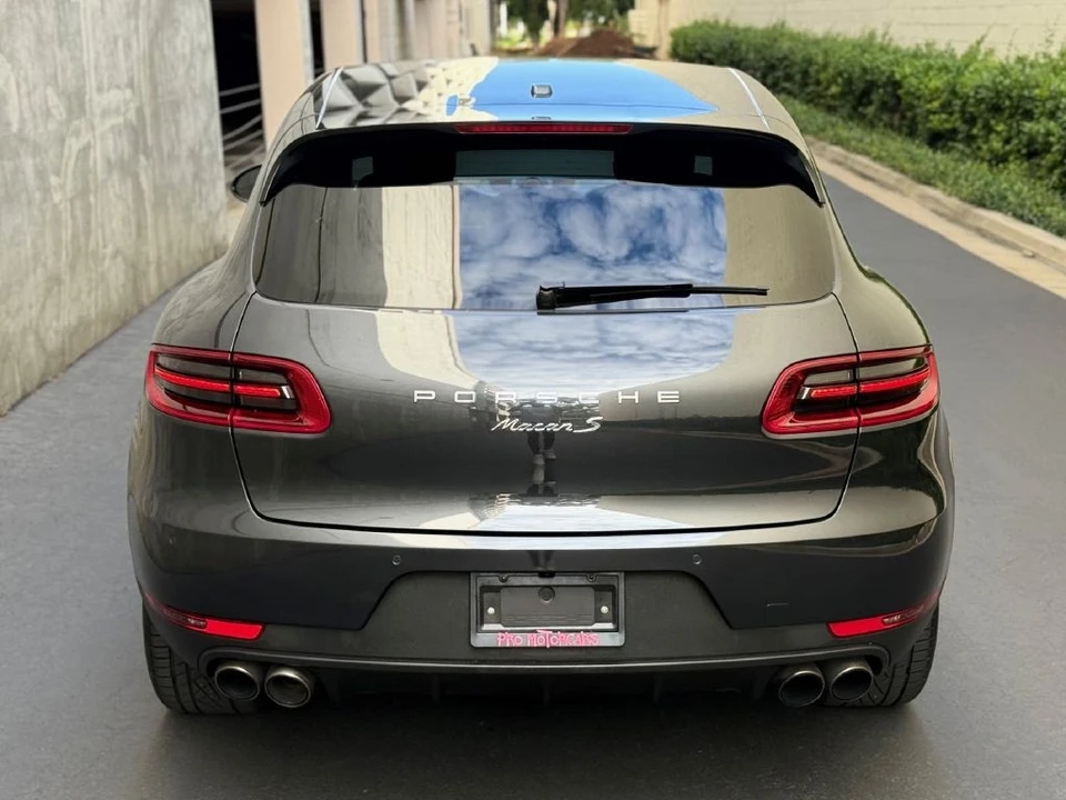 2018 Porsche Macan S - Image 10 of 21
