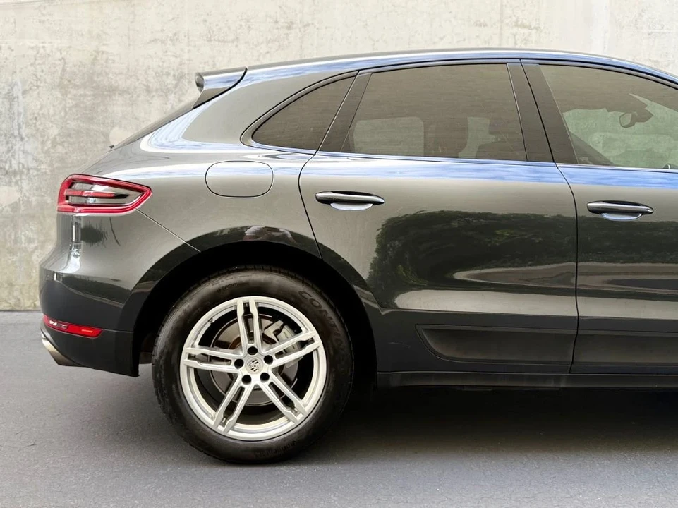 2018 Porsche Macan S - Image 16 of 21