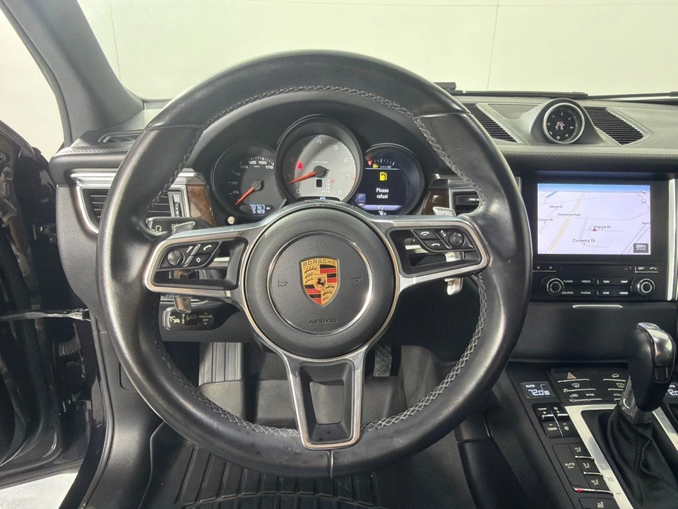 2018 Porsche Macan S - Image 14 of 26