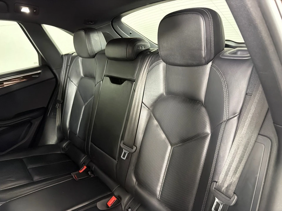 2018 Porsche Macan S - Image 19 of 26