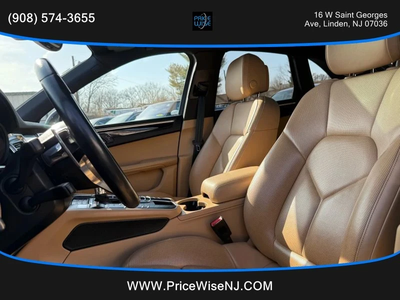 2018 Porsche Macan S - Image 8 of 12