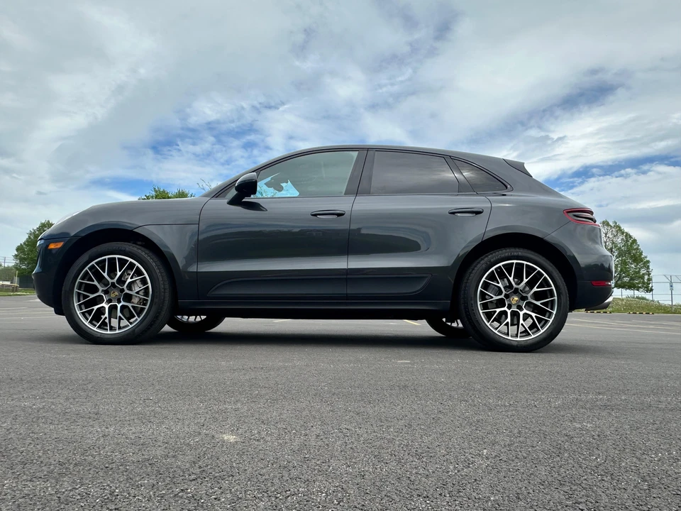 2018 Porsche Macan S - Image 12 of 31