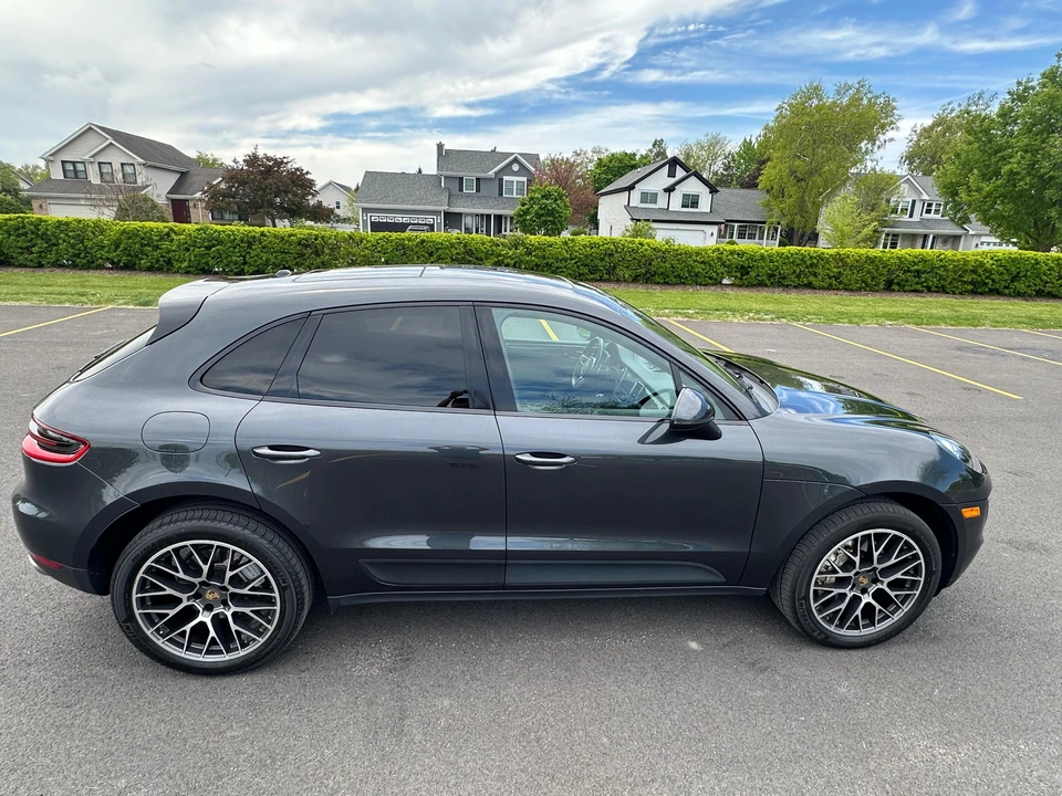 2018 Porsche Macan S - Image 22 of 31