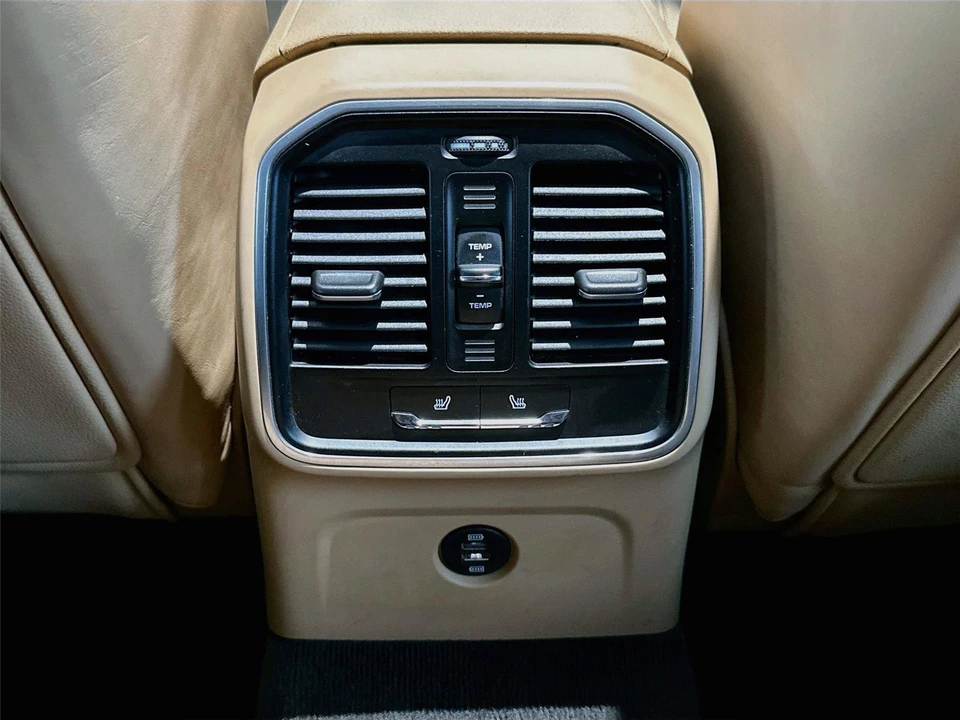 2018 Porsche Macan S - Image 27 of 31