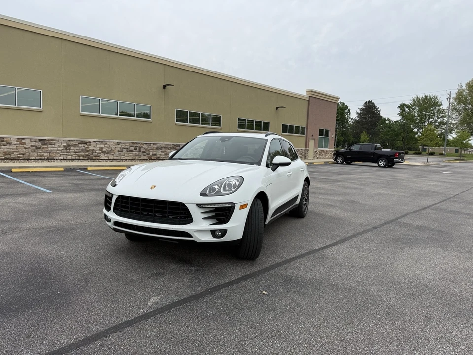 2018 Porsche Macan S - Image 10 of 22