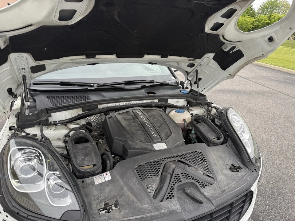 2018 Porsche Macan S - Image 19 of 22