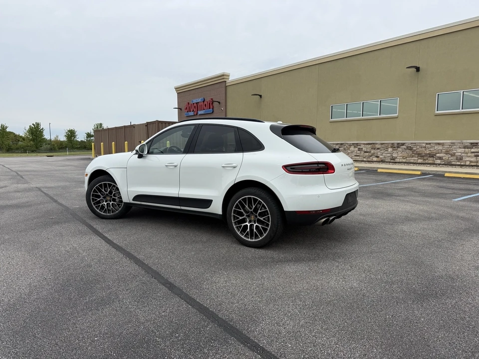 2018 Porsche Macan S - Image 7 of 22