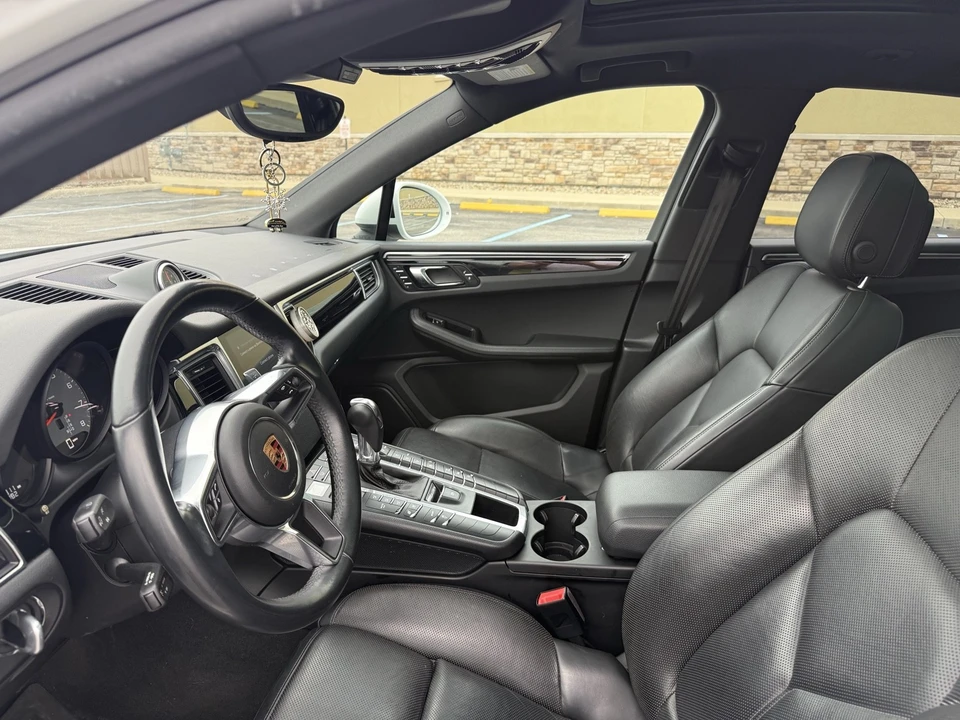 2018 Porsche Macan S - Image 12 of 22