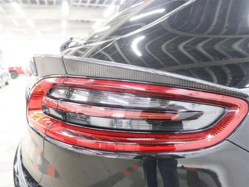 2018 Porsche Macan S - Image 9 of 12