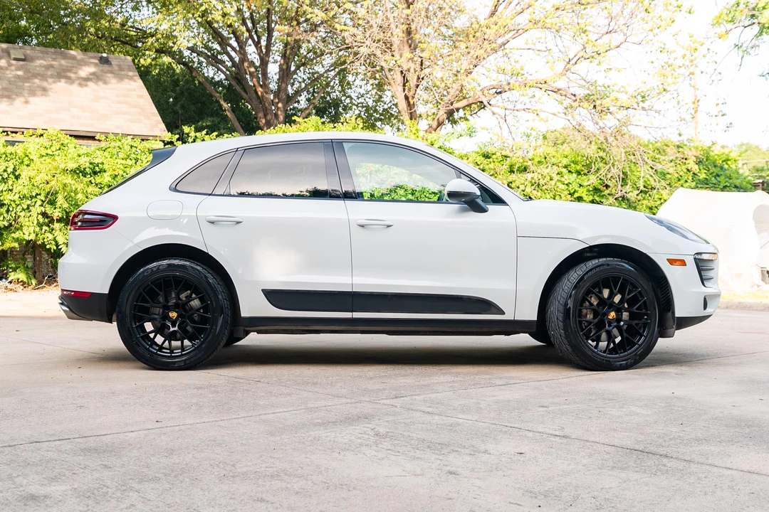 2018 Porsche Macan S - Image 10 of 31