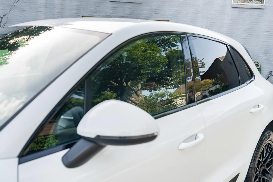 2018 Porsche Macan S - Image 17 of 31