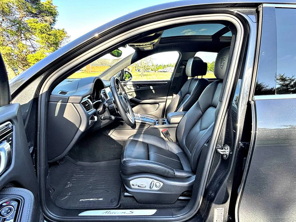 2018 Porsche Macan S - Image 9 of 17
