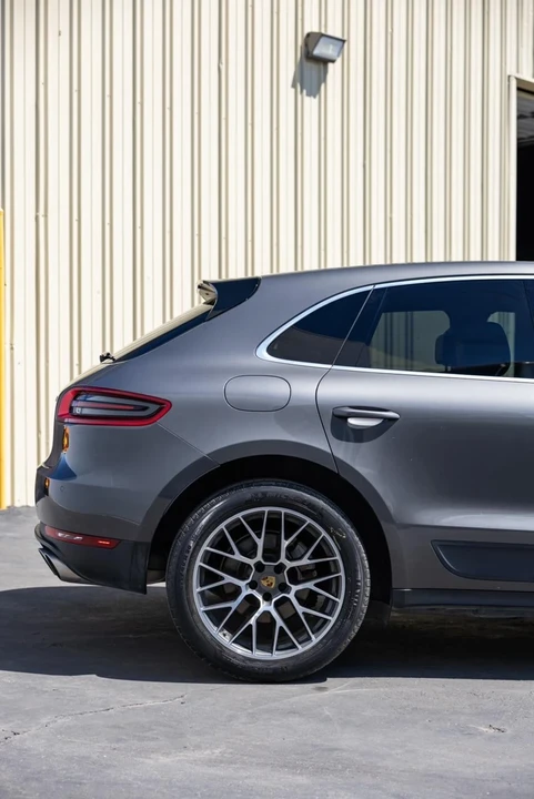 2018 Porsche Macan S - Image 10 of 21