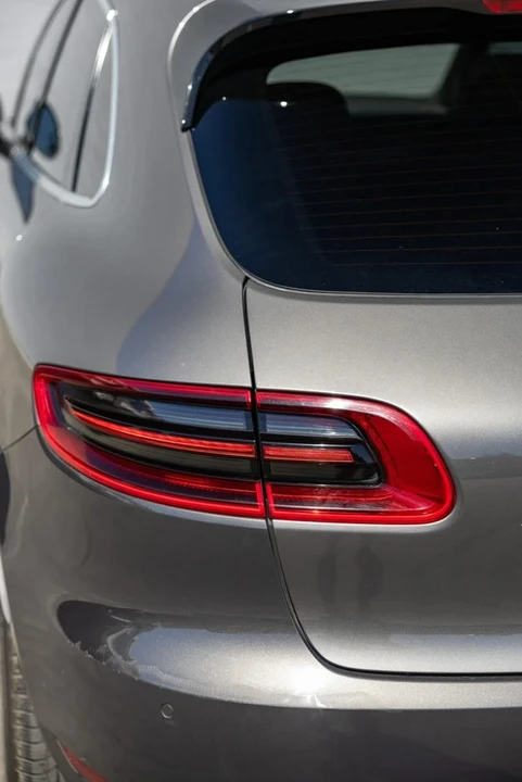 2018 Porsche Macan S - Image 20 of 21