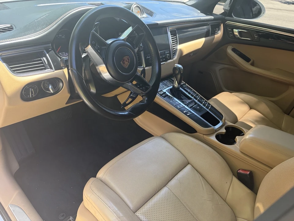 2018 Porsche Macan S - Image 24 of 28