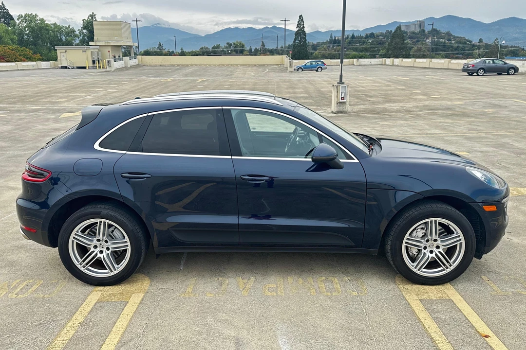 2018 Porsche Macan S - Image 3 of 31