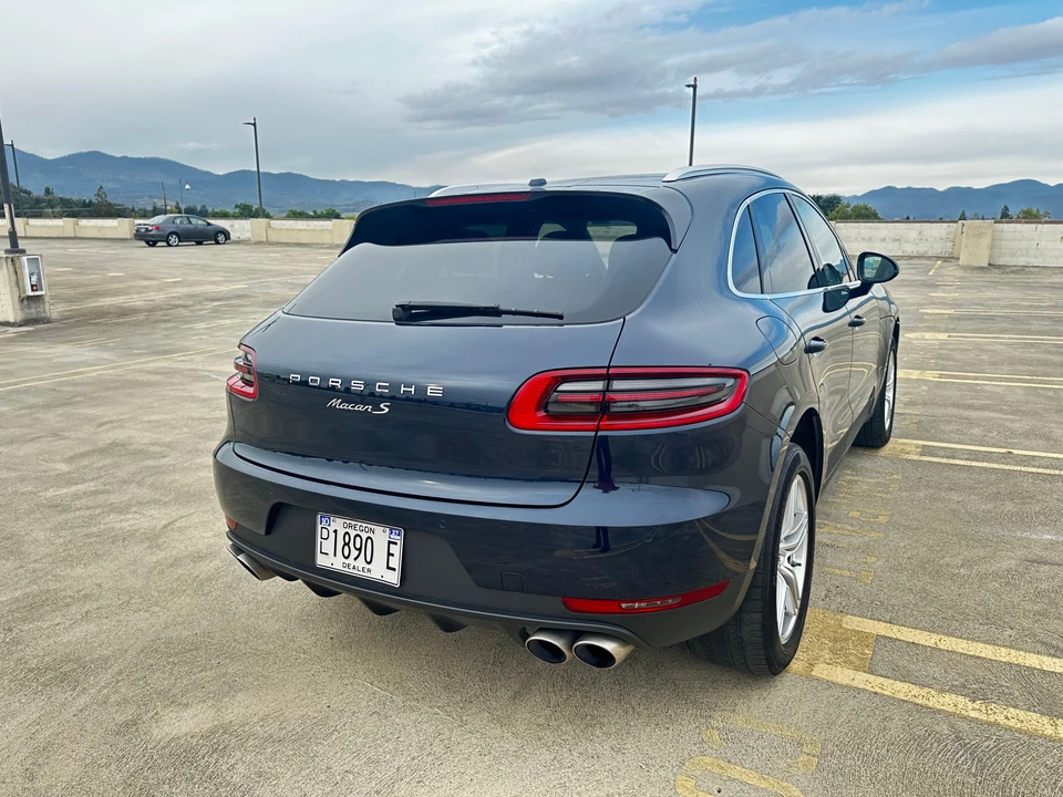 2018 Porsche Macan S - Image 13 of 31