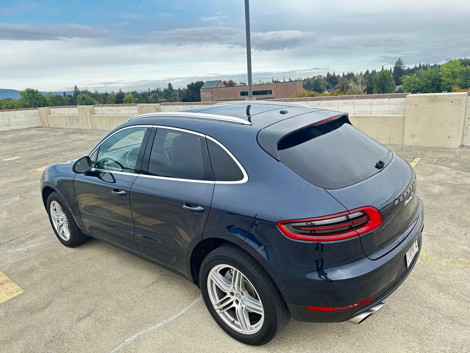 2018 Porsche Macan S - Image 11 of 31