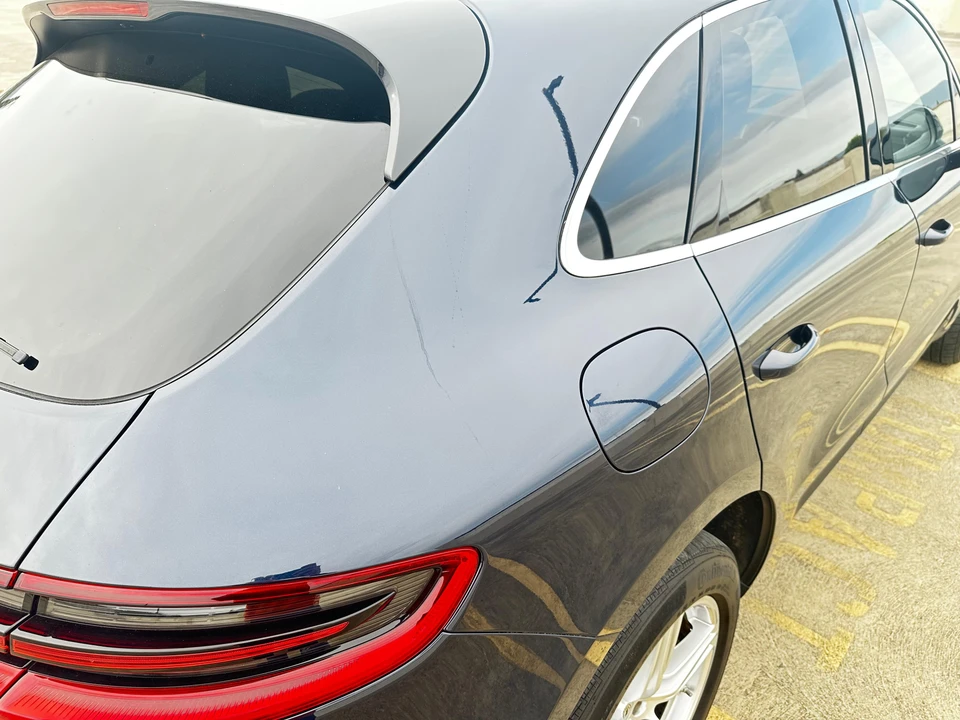 2018 Porsche Macan S - Image 27 of 31