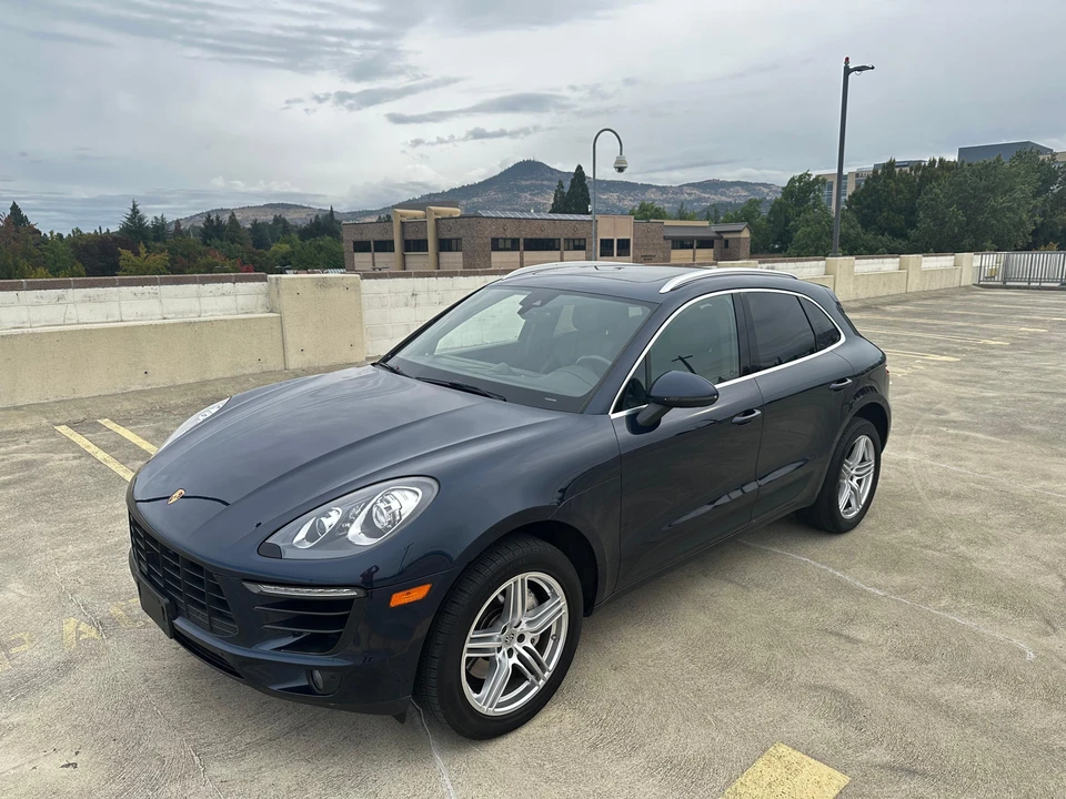 2018 Porsche Macan S - Image 8 of 31