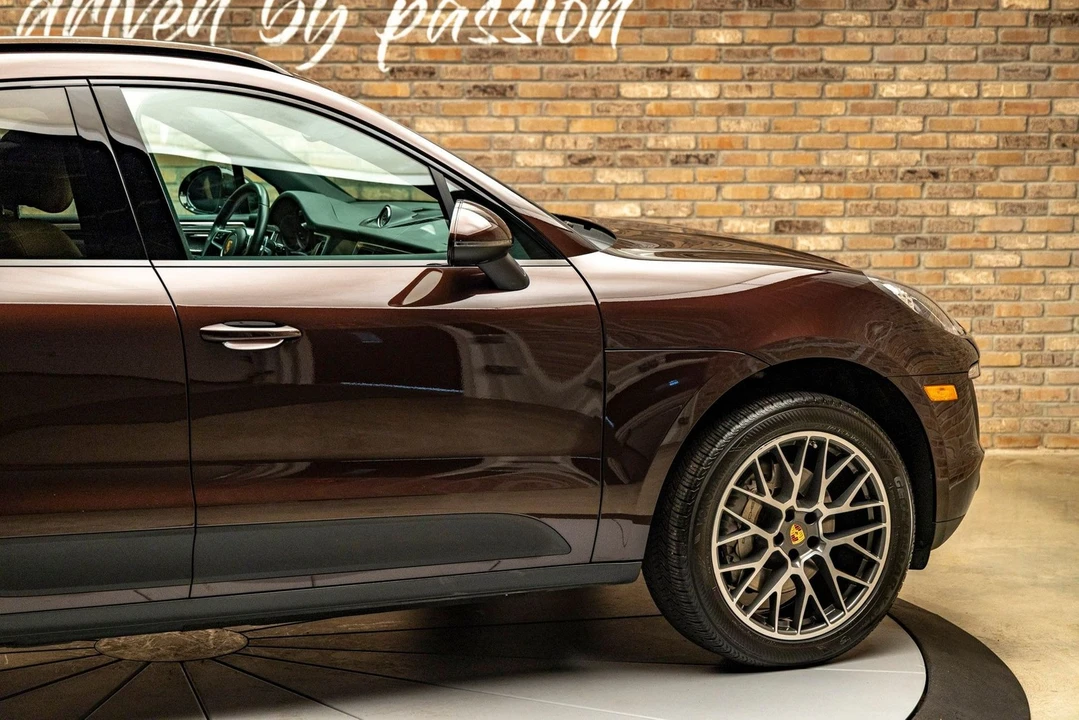 2018 Porsche Macan S - Image 10 of 21