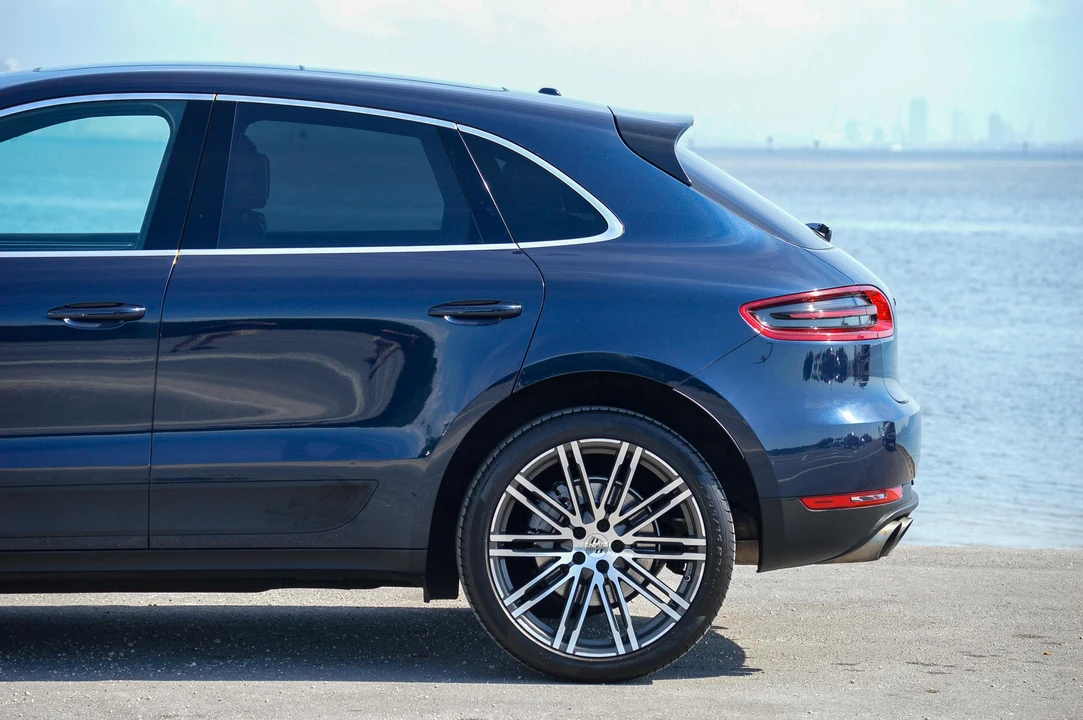 2018 Porsche Macan S - Image 22 of 31