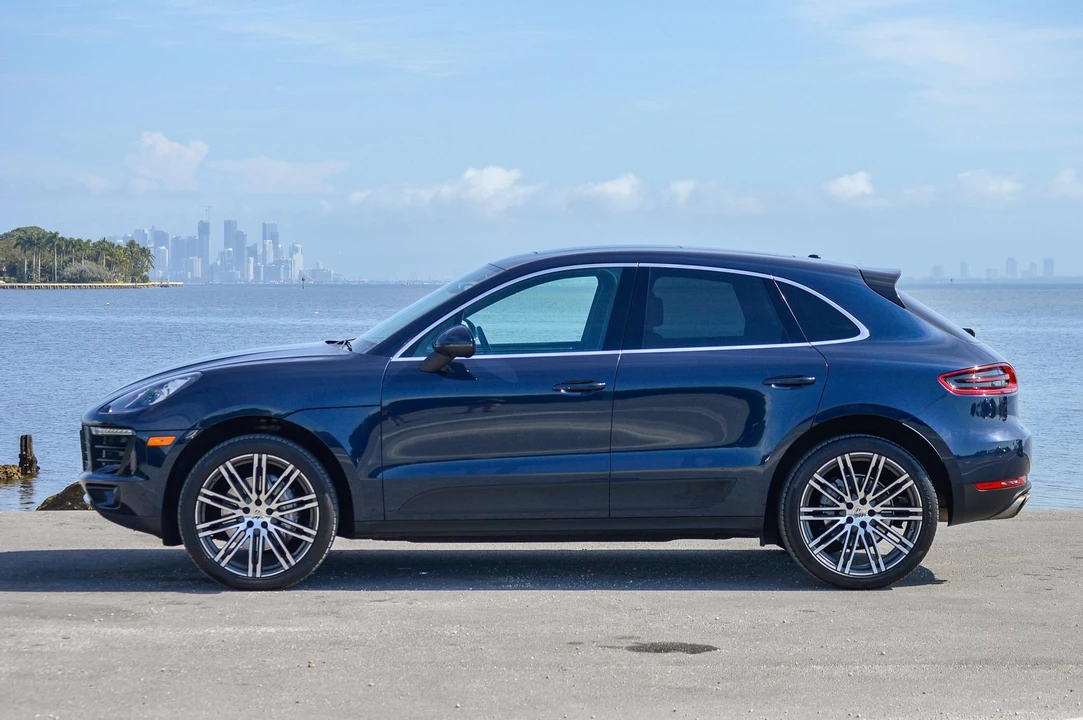 2018 Porsche Macan S - Image 10 of 31