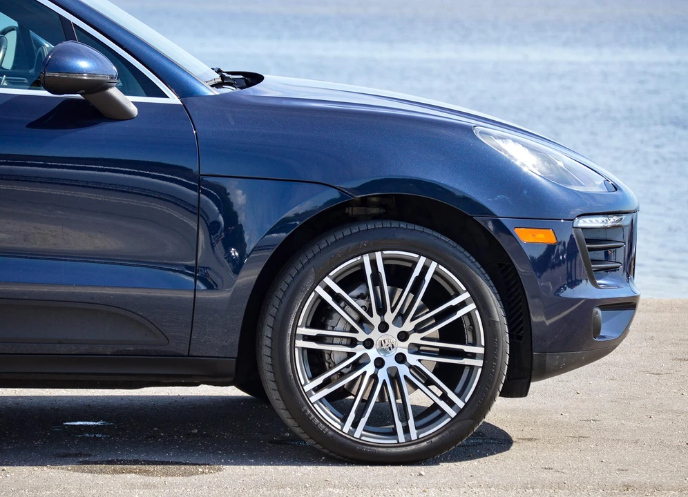 2018 Porsche Macan S - Image 27 of 31