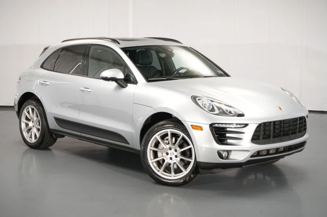 2018 Porsche Macan S - Image 10 of 31