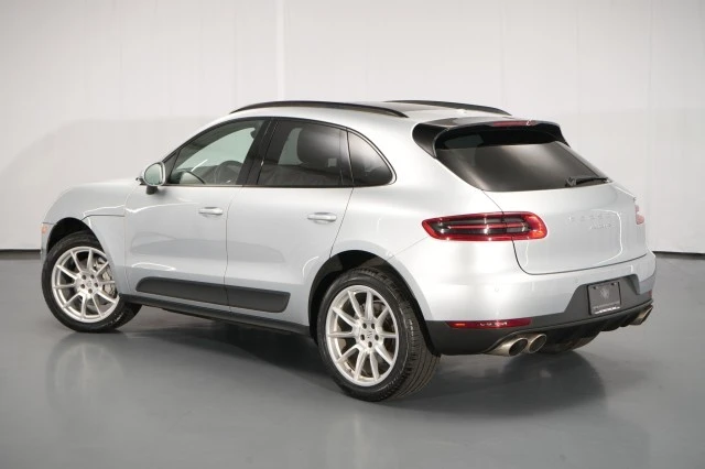 2018 Porsche Macan S - Image 20 of 31