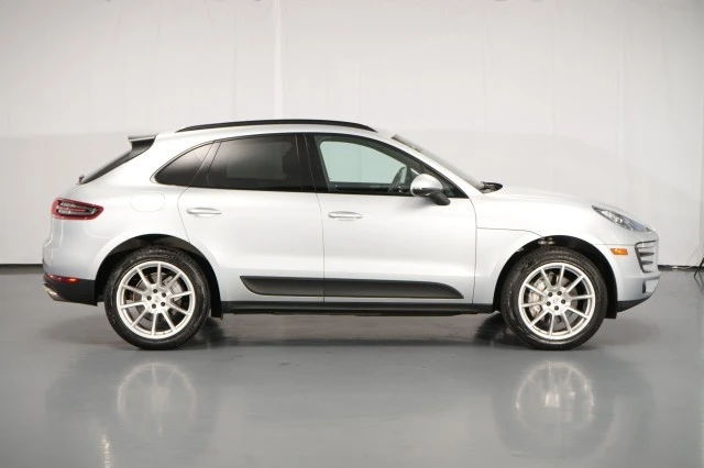 2018 Porsche Macan S - Image 11 of 31