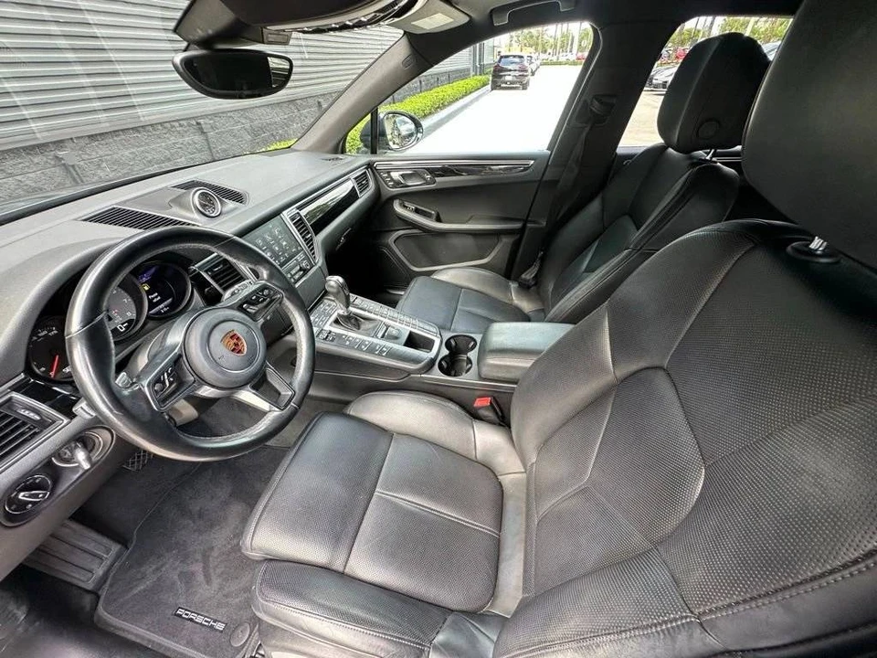 2018 Porsche Macan S - Image 4 of 5