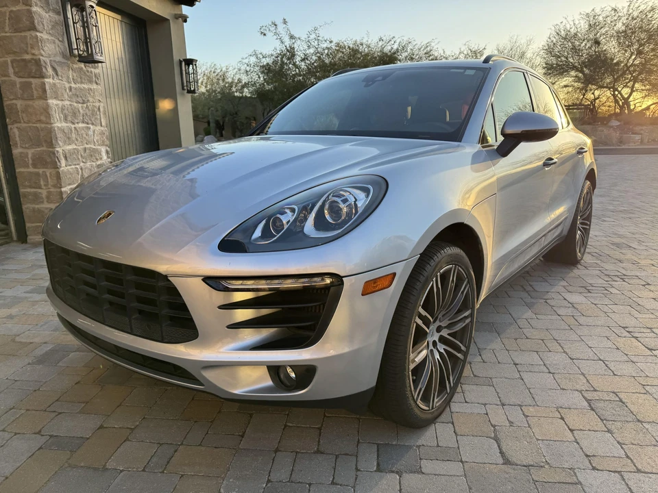 2018 Porsche Macan S - Image 24 of 31