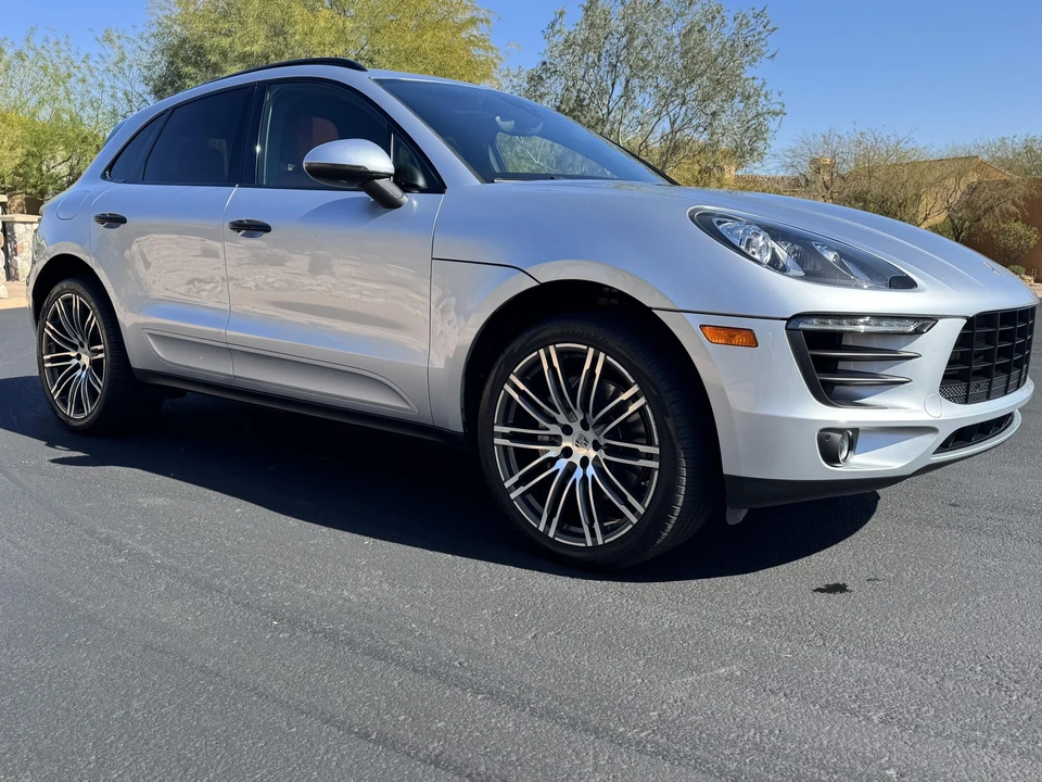 2018 Porsche Macan S - Image 14 of 31