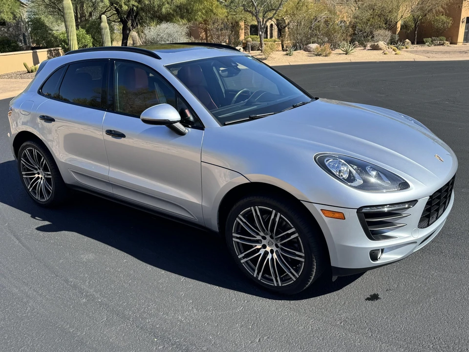 2018 Porsche Macan S - Image 12 of 31