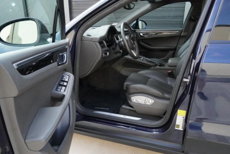 2018 Porsche Macan S - Image 17 of 21