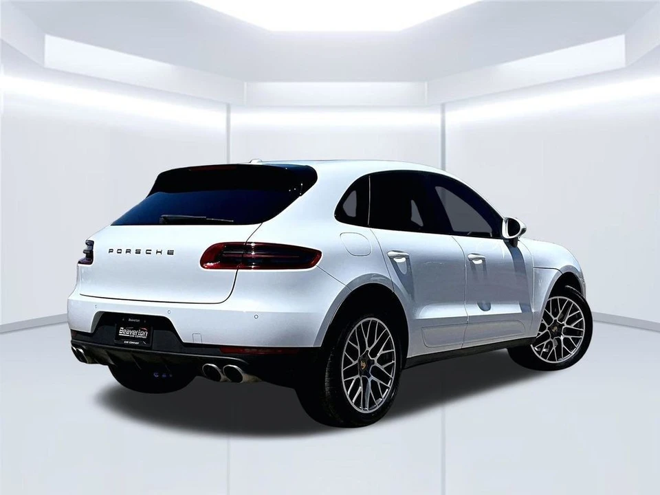 2018 Porsche Macan S - Image 13 of 31
