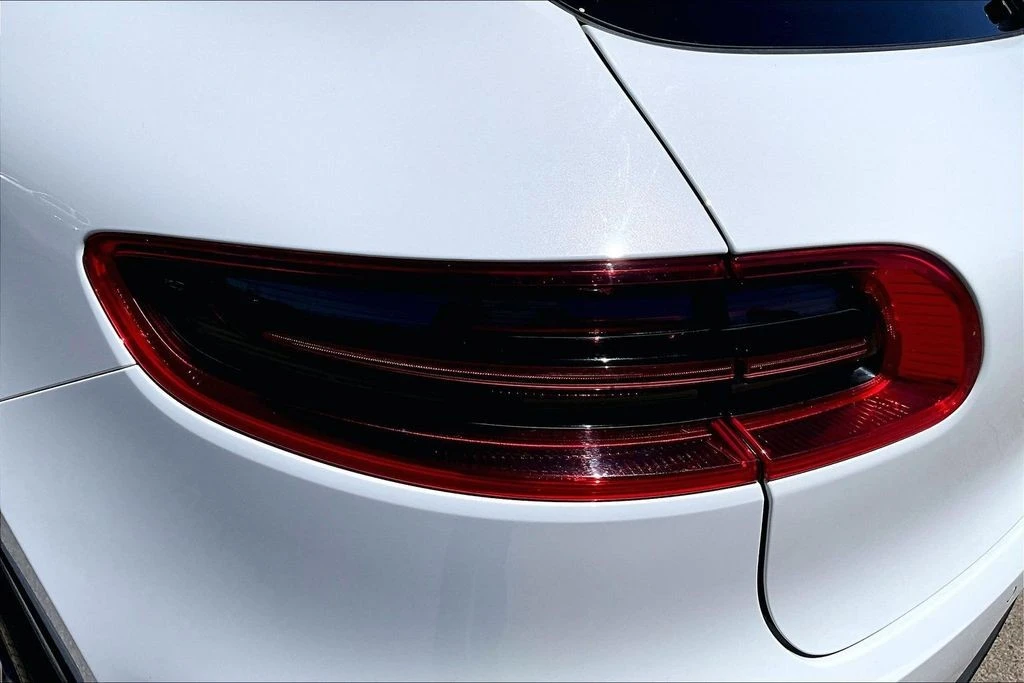 2018 Porsche Macan S - Image 27 of 31