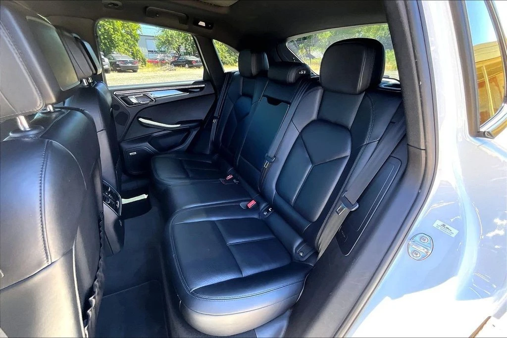 2018 Porsche Macan S - Image 20 of 31
