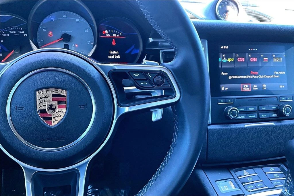 2018 Porsche Macan S - Image 24 of 31