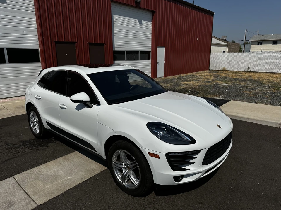 2018 Porsche Macan S - Image 26 of 31