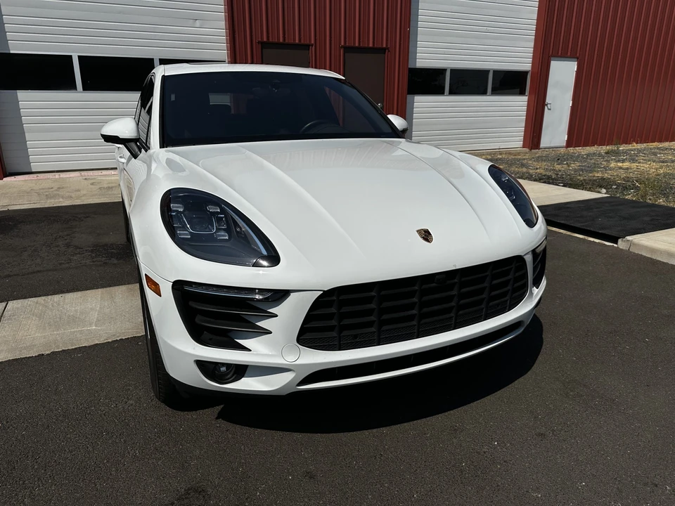 2018 Porsche Macan S - Image 17 of 31