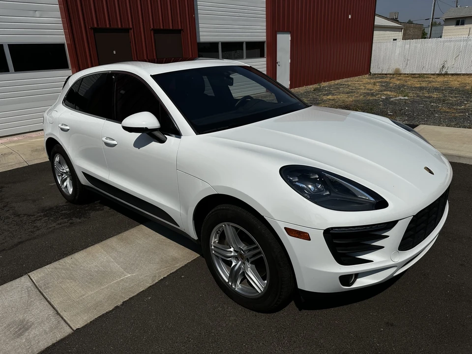 2018 Porsche Macan S - Image 24 of 31