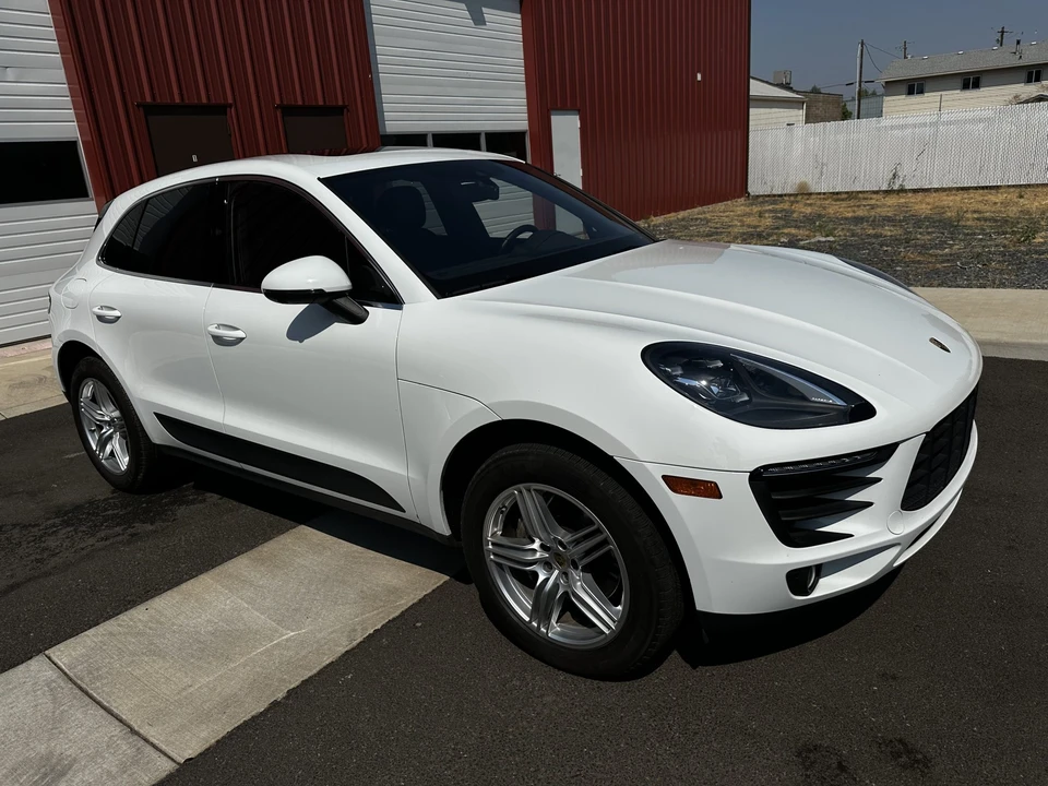 2018 Porsche Macan S - Image 30 of 31